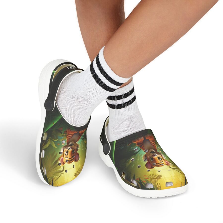 Mr. Tiger Kicks